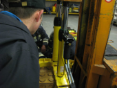 Staplerunfall im Kellergeschoss 27.04.2015